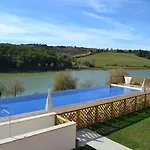 홀리데이파크 L'oustal Del Carlat 3*