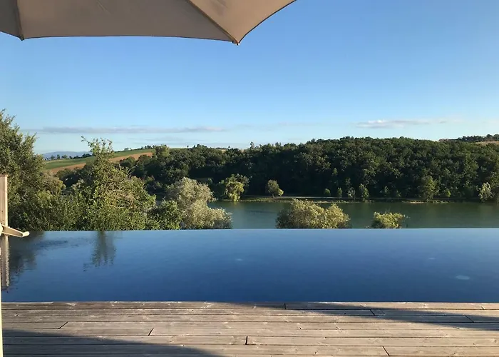 ホリデーパーク L'oustal Del Carlat 3*