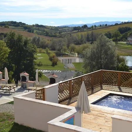 Ferienpark L'oustal Del Carlat