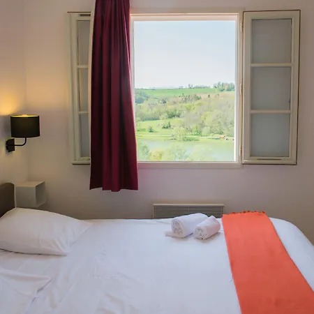 L'oustal Del Carlat 3*