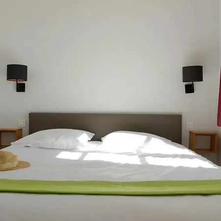 L'oustal Del Carlat 3*